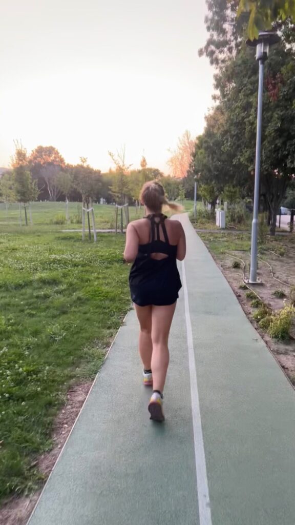 Futó nők számára fontos gátizom torna, mely segít megőrizni az intim területek egészségét és elkerülni a problémákat.